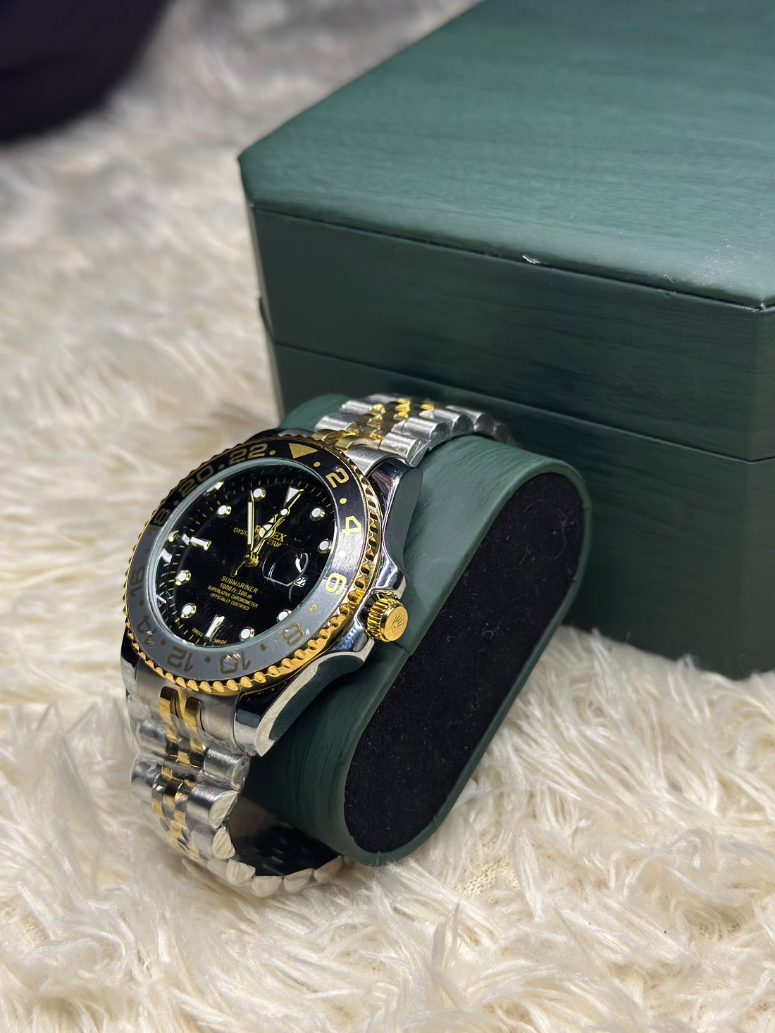 Luxury Two-Tone GMT Stainless Steel Watch with Black Dial & Gold Bezel